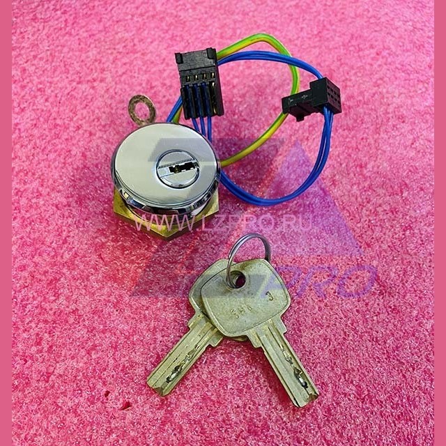 Ключевина COP (хромированная, в комплекте с 2 ключами SH3) FAA431E2