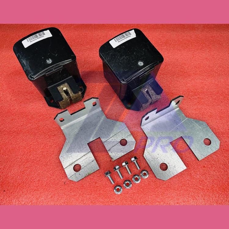 Комплект масленок кабины P=9мм с креплением ZAA24011AW501